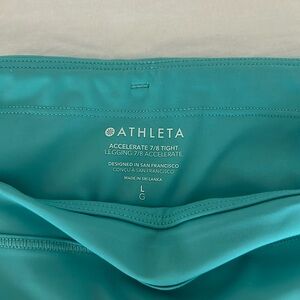 Teal Athleta capris leggings